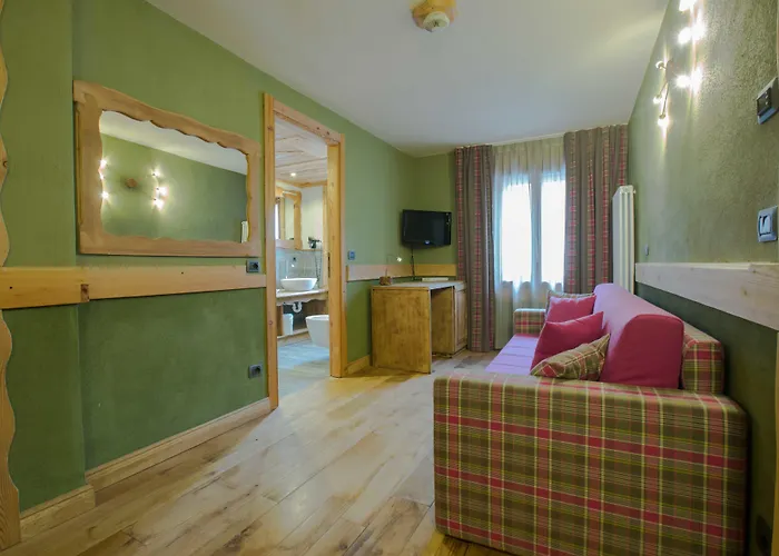 Hotel Bucaneve
