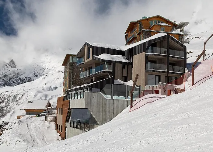 Bergman Mountain Hotel