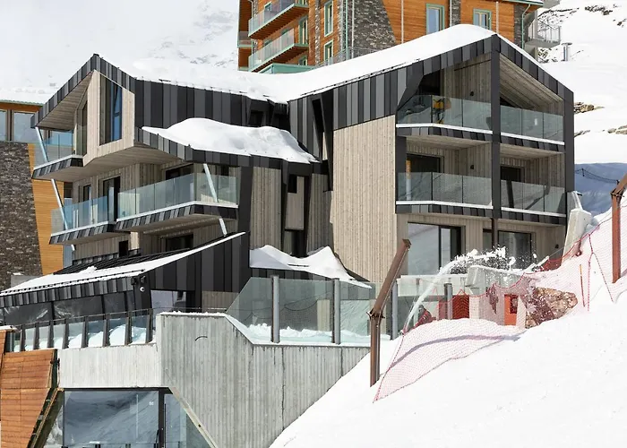Bergman Mountain Hotel